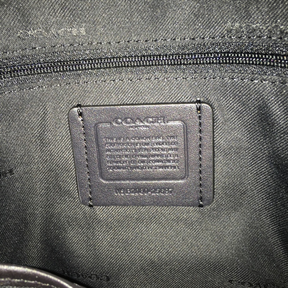Coach crossbody - Picture 7 of 9